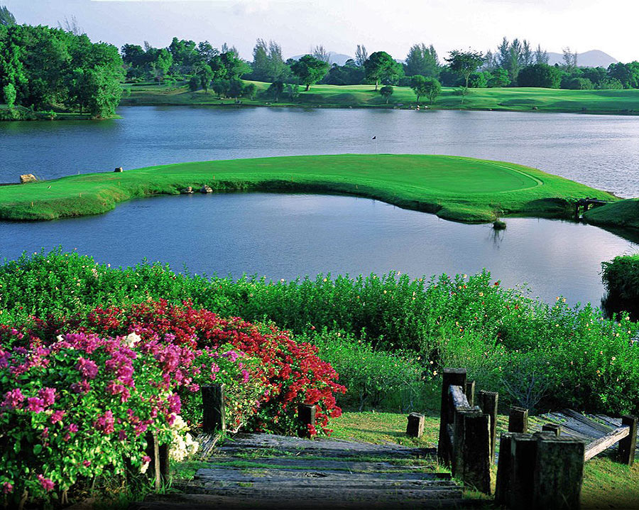 Blue Canyon Country Club (Canyon Course) signature hole