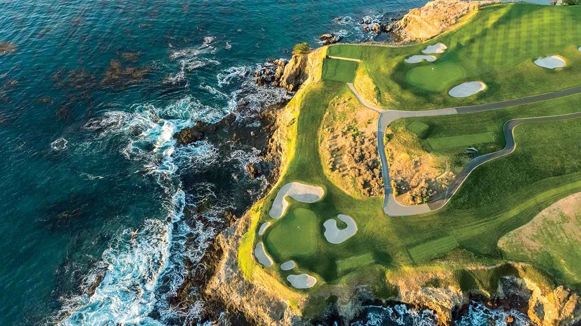 Pebble Beach Golf Links Approach