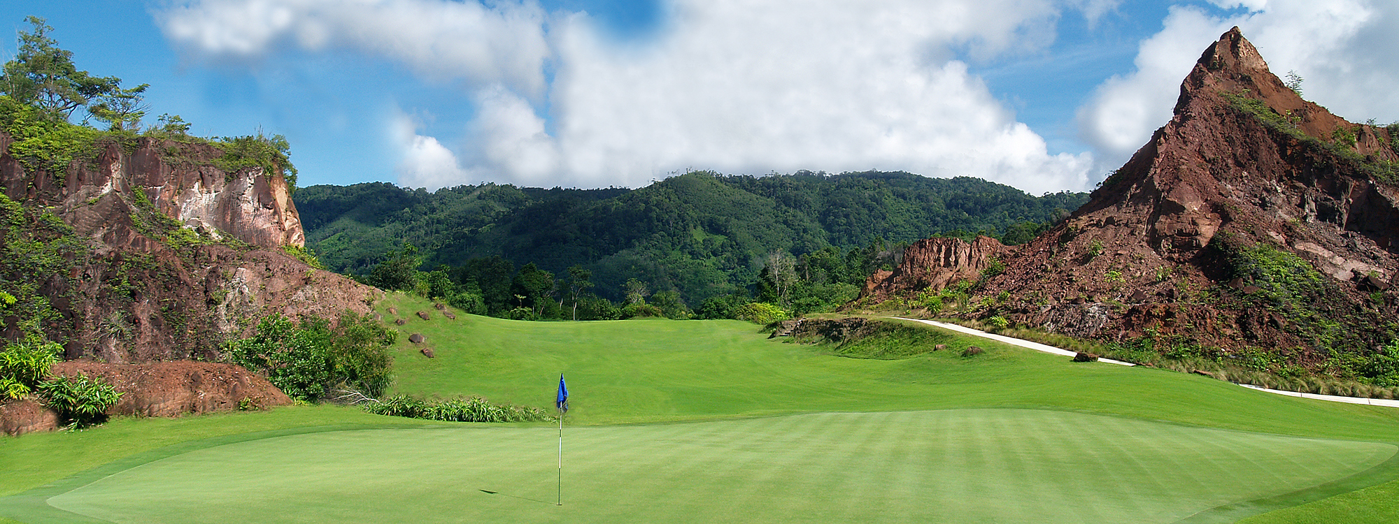 Red Mountain Golf Club signature hole