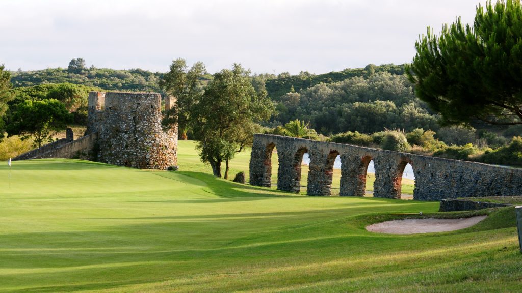 West Cliffs — Fescue fairways